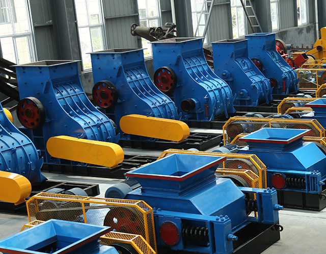 頁巖制磚用雙級無篩底粉碎機出料粒度能控制在多少？