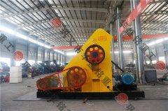 時產100-200噸建筑垃圾移動式破碎機多少錢